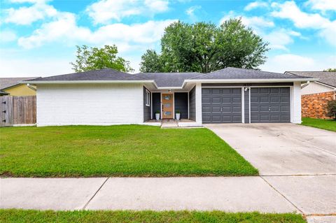 16710 Nina Drive Friendswood TX 77546
