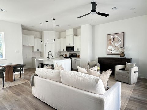 Tiny photo for 812 Elkhart Street #D, Houston, TX 77091 (MLS # 10303426)