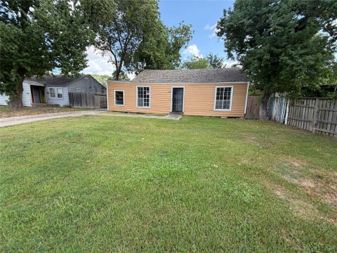 Homes For Sale - 4603 Keystone Street<br/> Houston, TX 77021