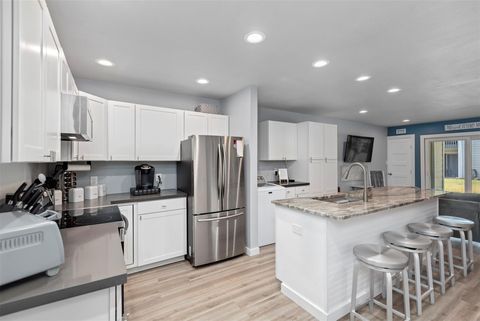 Photo of 13151 Walden Road #195, Montgomery, TX 77356 (MLS # 97826343)