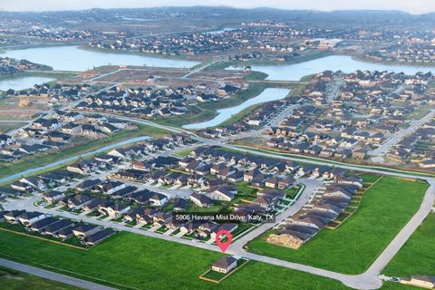 Tiny photo for 5906 Havana Mist Drive, Katy, TX 77493 (MLS # 3364898)