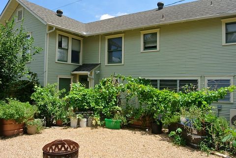 Photo of 514 E 15th Street #2, Houston, TX 77008 (MLS # 66423266)