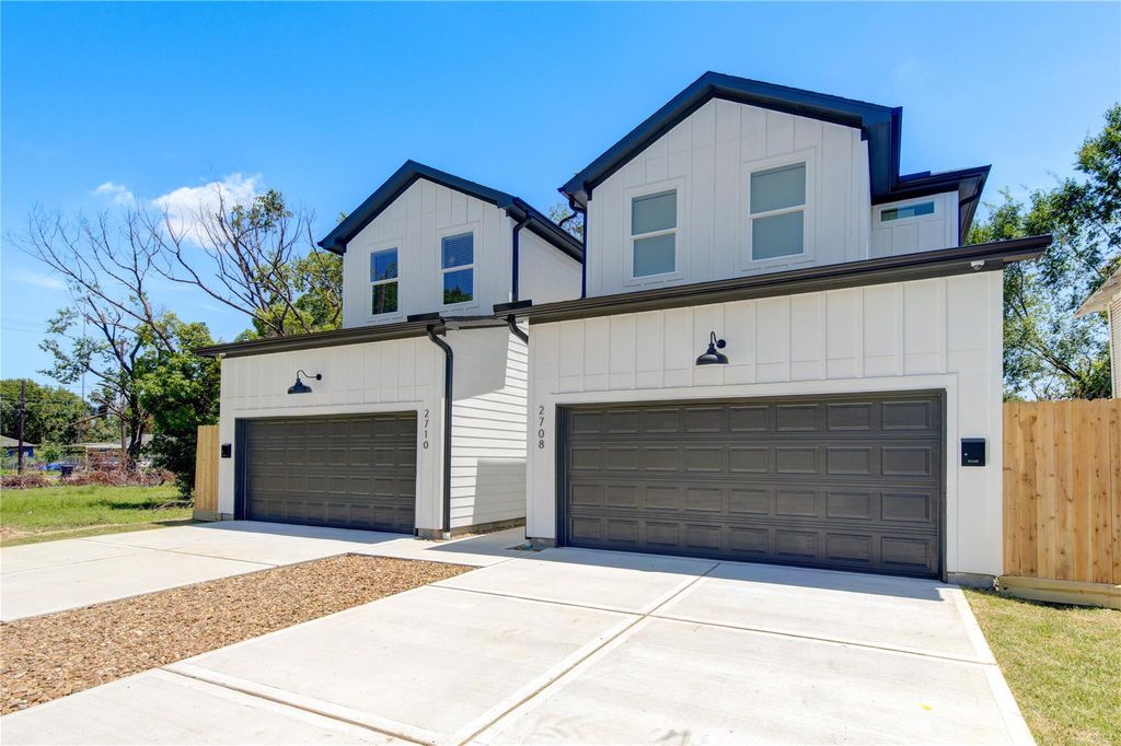 Photo of 2708 Noble Street, Houston, TX 77026 (MLS # 25453685)