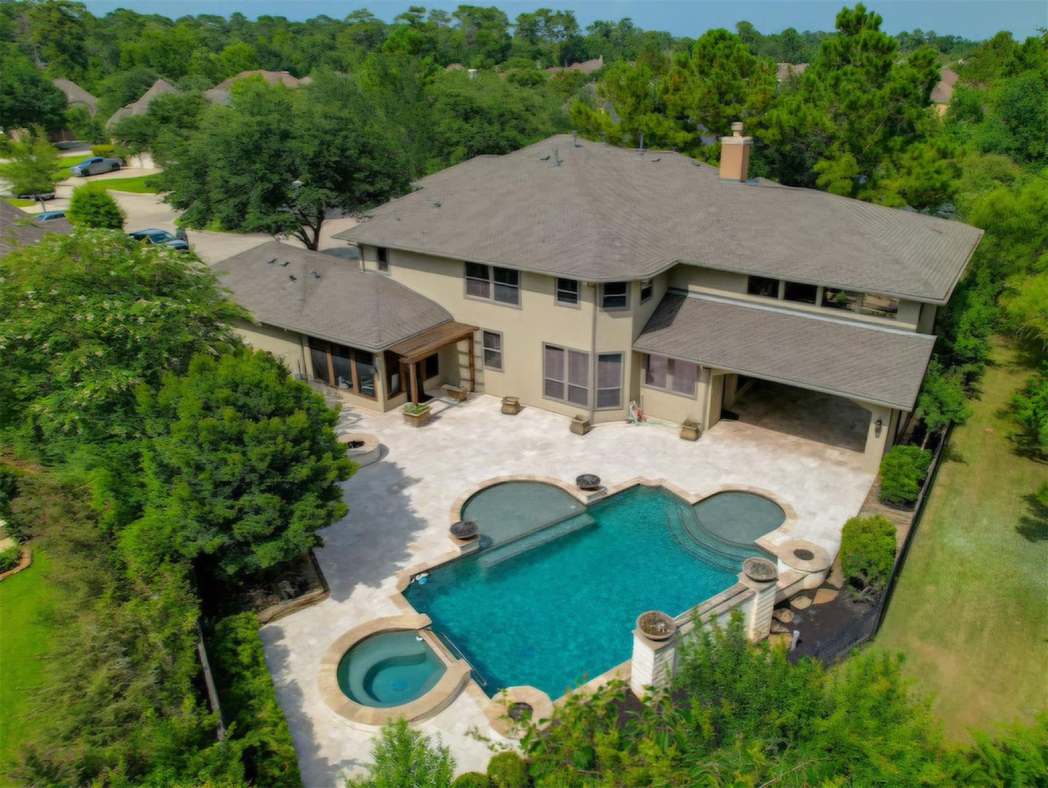 1303 Blantyre Way