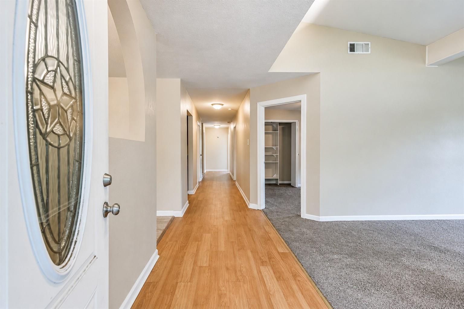 10 Maple Lane