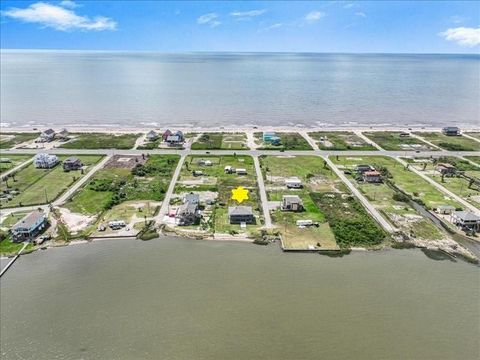 Vacant Land For Sale - 1026 N Gayle Street<br/> Gilchrist, TX 77617