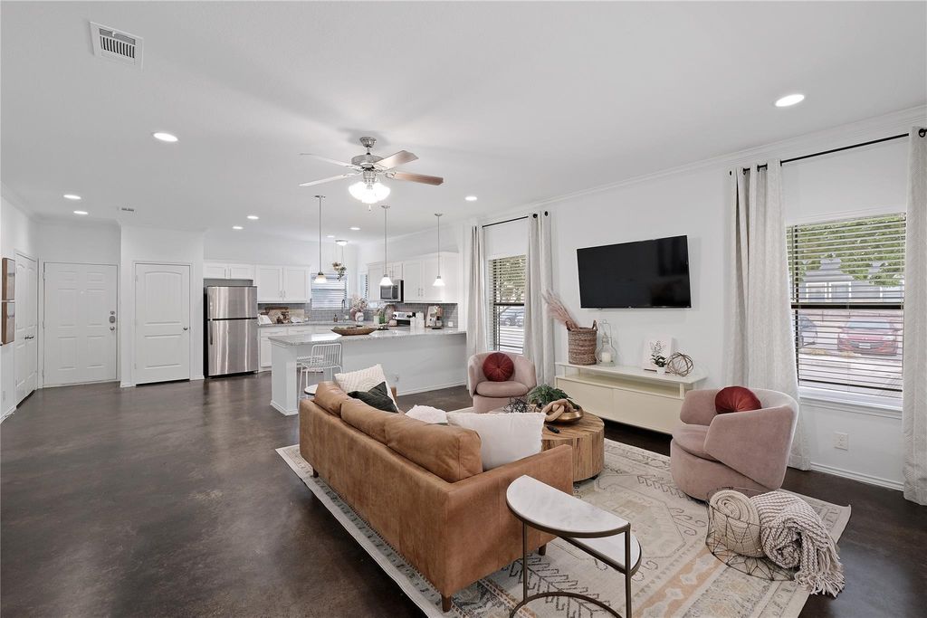 Photo of 6715 Pinon Canyon Cyn, San Antonio, TX 78249 (MLS # 77401763)