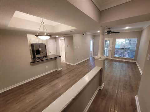 Photo of 1901 Post Oak Park Drive #2203, Houston, TX 77027 (MLS # 6973139)