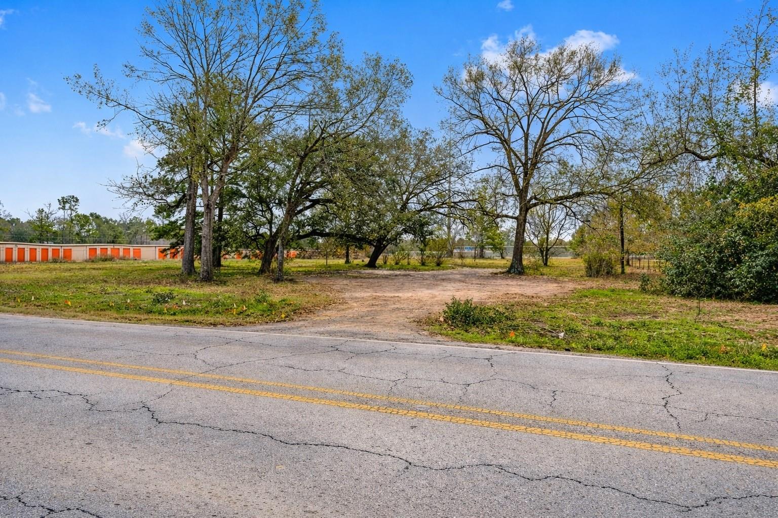 22752 Ford Road