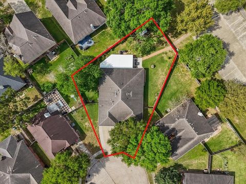 Photo of 5102 Cherrywood Court, League City, TX 77573 (MLS # 41985189)