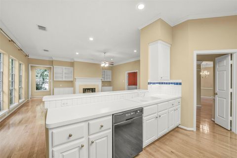 Tiny photo for 13826 Aspen Cove Drive, Houston, TX 77077 (MLS # 15753353)