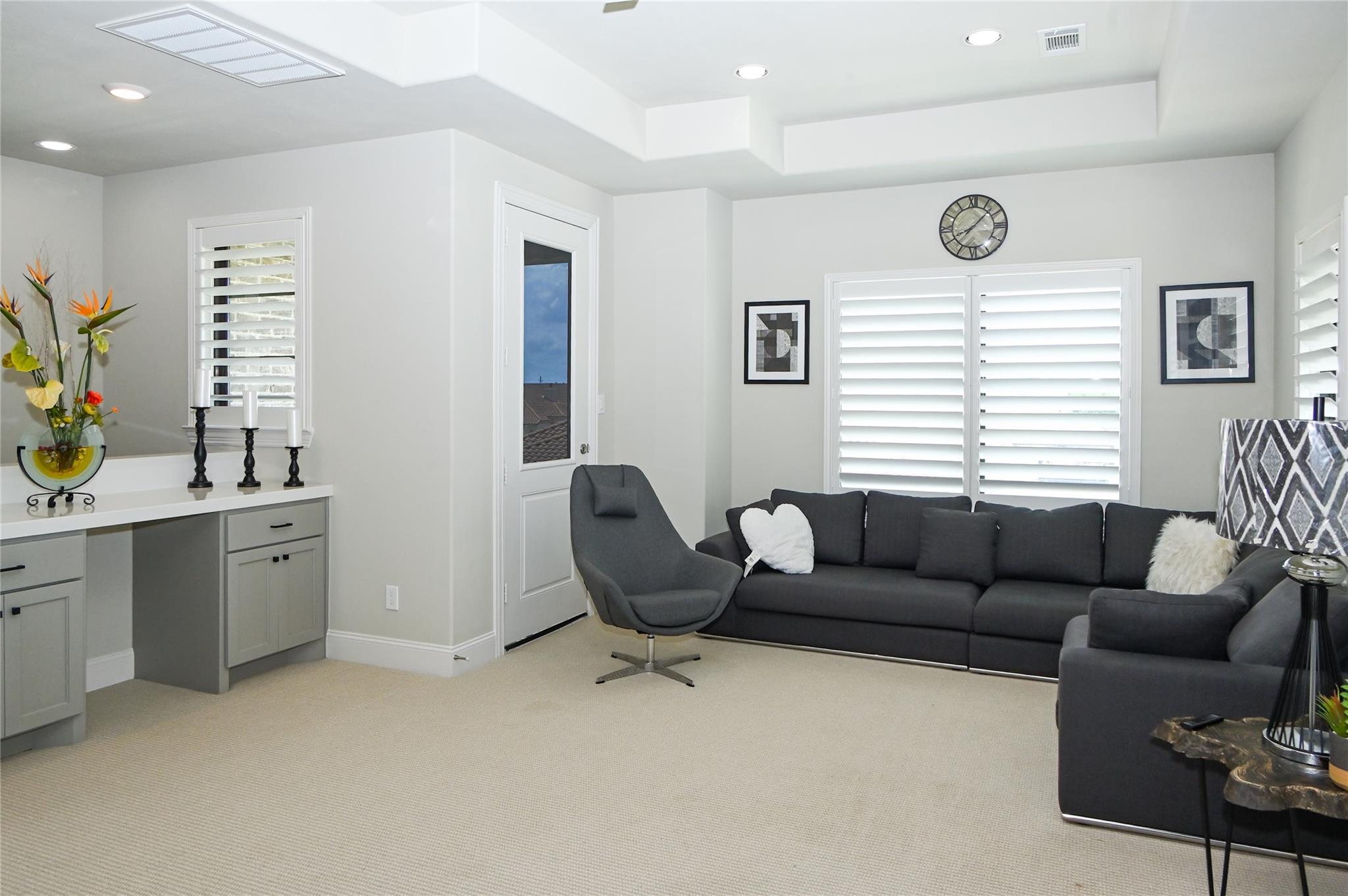 2431 Prairie Hollow Lane