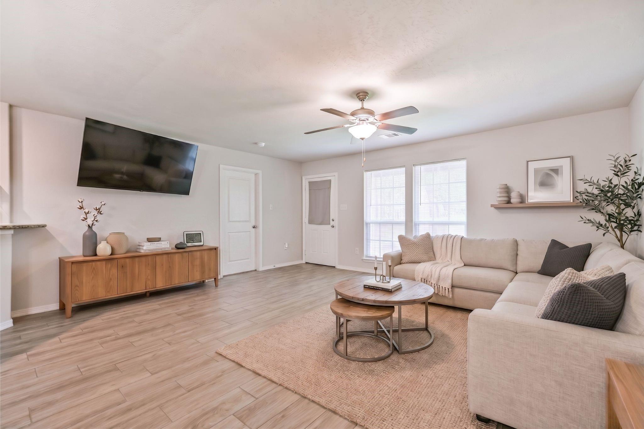 10533 Mary Lane