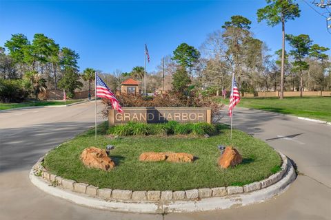 Vacant Land For Sale - 11701 Grand View Drive<br/> Montgomery, TX 77356