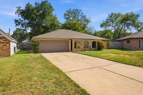 Photo of 9218 Landwood Drive, Houston, TX 77040 (MLS # 82064855)