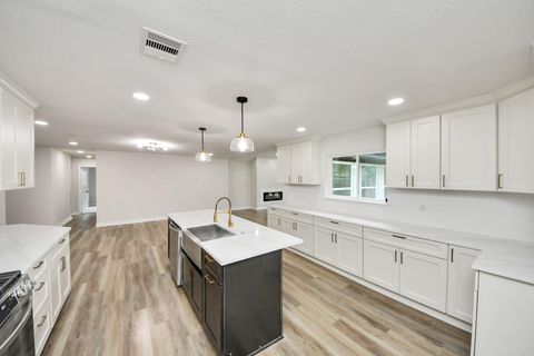 Tiny photo for 4311 Goldfinch Street, Houston, TX 77035 (MLS # 55365805)