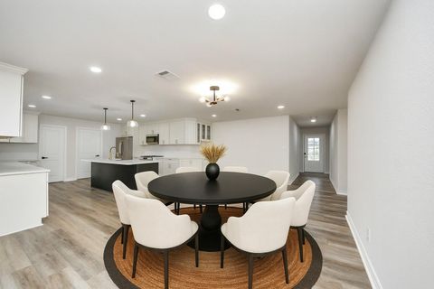 Tiny photo for 4311 Goldfinch Street, Houston, TX 77035 (MLS # 55365805)