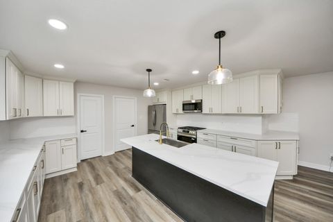 Tiny photo for 4311 Goldfinch Street, Houston, TX 77035 (MLS # 55365805)