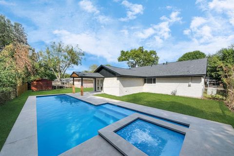 Tiny photo for 4311 Goldfinch Street, Houston, TX 77035 (MLS # 55365805)