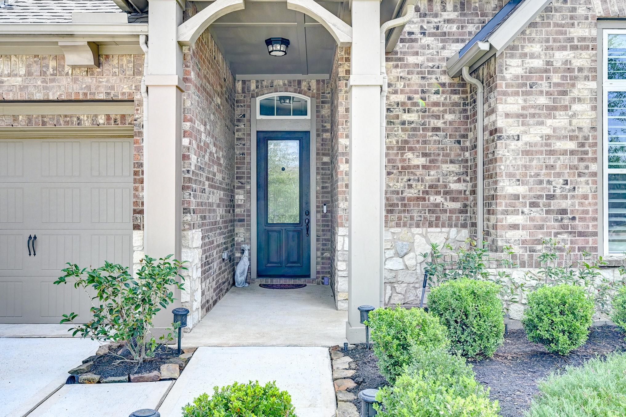 404 Summit Ridge Court