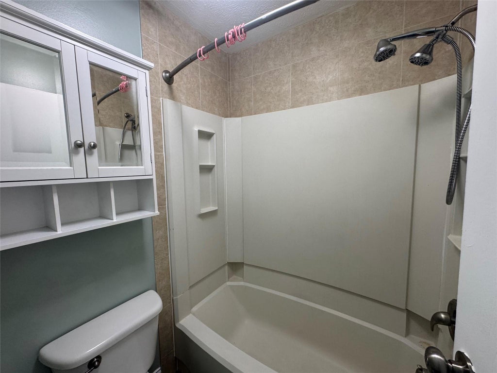 Photo of 3219 Brookgreen Drive, Houston, TX 77339 (MLS # 71725750)