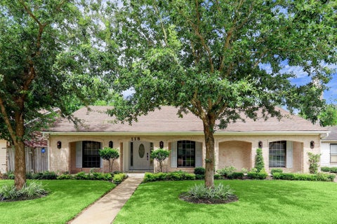 Photo of 118 Coppersmith Drive, Katy, TX 77450 (MLS # 30584847)