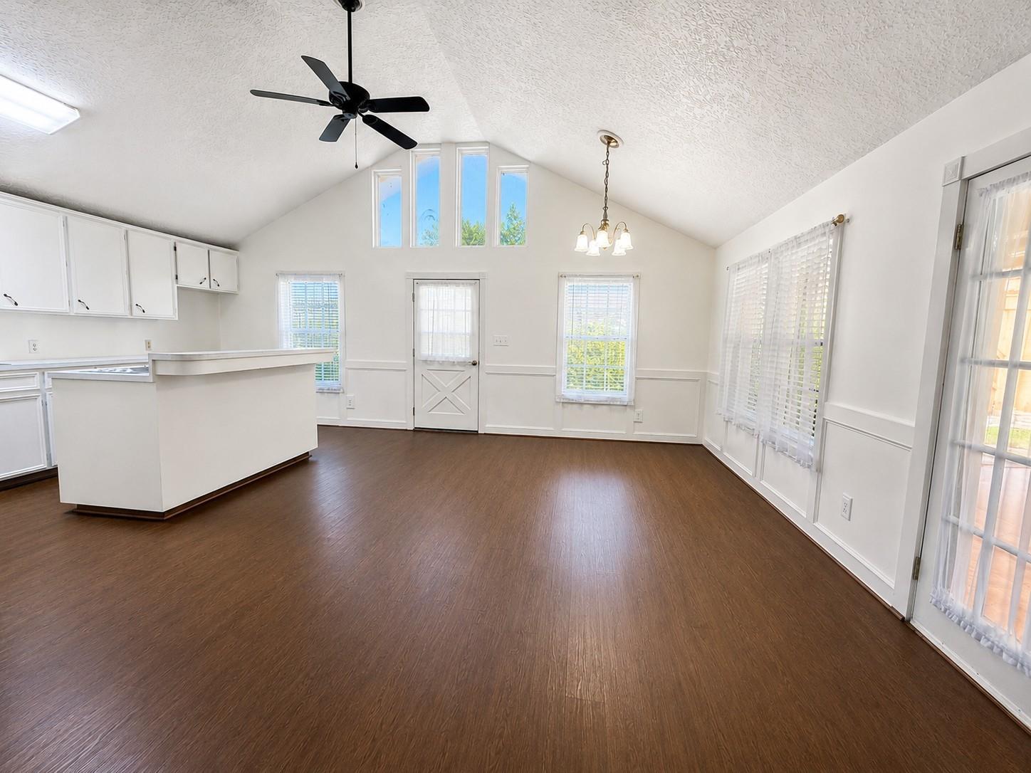 4902 Magnolia Lane