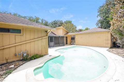 Photo of 12502 Olympia Drive, Houston, TX 77077 (MLS # 93309548)