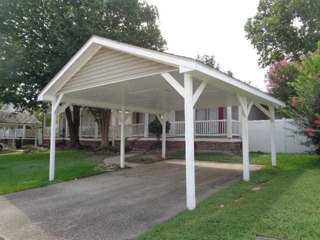 10015 Summerberry Lane