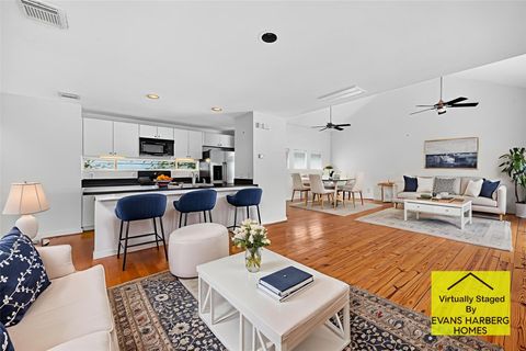 Photo of 2809 La Branch Street, Houston, TX 77004 (MLS # 83418961) Photo of 2809 La Branch Street, Houston, TX 77004 (MLS # 83418961)