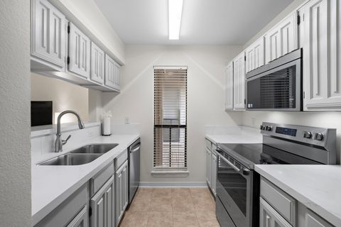 Photo of 3500 Tangle Brush Drive #28, The Woodlands, TX 77381 (MLS # 27426317)