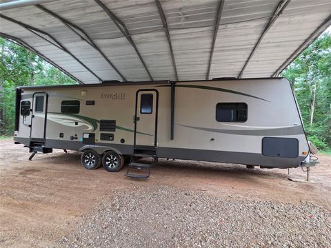 Photo of 18484 Thomas Street, Cleveland, TX 77328 (MLS # 17901757)