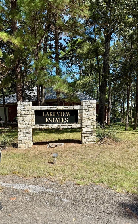 Vacant Land For Sale - 24405 Oakmont Street<br/> Huntsville, TX 77320