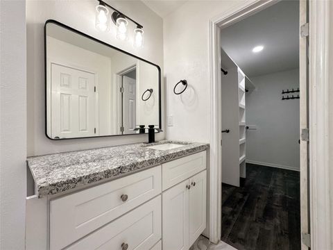 Tiny photo for 9922 Glenkirk Drive, Houston, TX 77089 (MLS # 11371565)