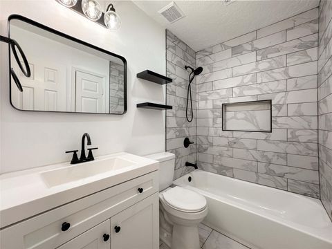 Tiny photo for 9922 Glenkirk Drive, Houston, TX 77089 (MLS # 11371565)