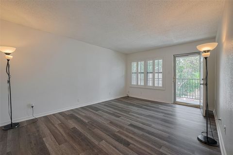 Tiny photo for 606 Marshall Street #35, Houston, TX 77006 (MLS # 19057225)