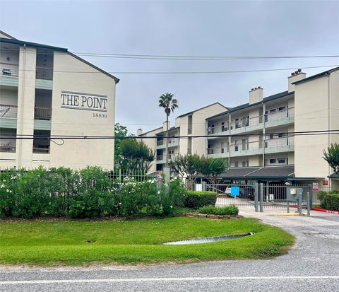 Photo of 18809 Egret Bay Boulevard #125, Houston, TX 77058 (MLS # 23182019)