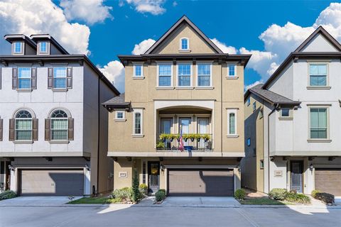 Photo of 12227 Oxford Crescent Circle, Houston, TX 77082 (MLS # 88060942)