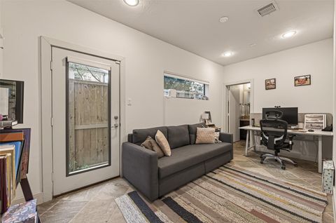 Tiny photo for 1620 Mcdonald Street, Houston, TX 77007 (MLS # 74338236)