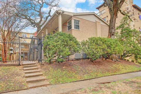 Photo of 802 Stanford Street #4, Houston, TX 77019 (MLS # 58646545)