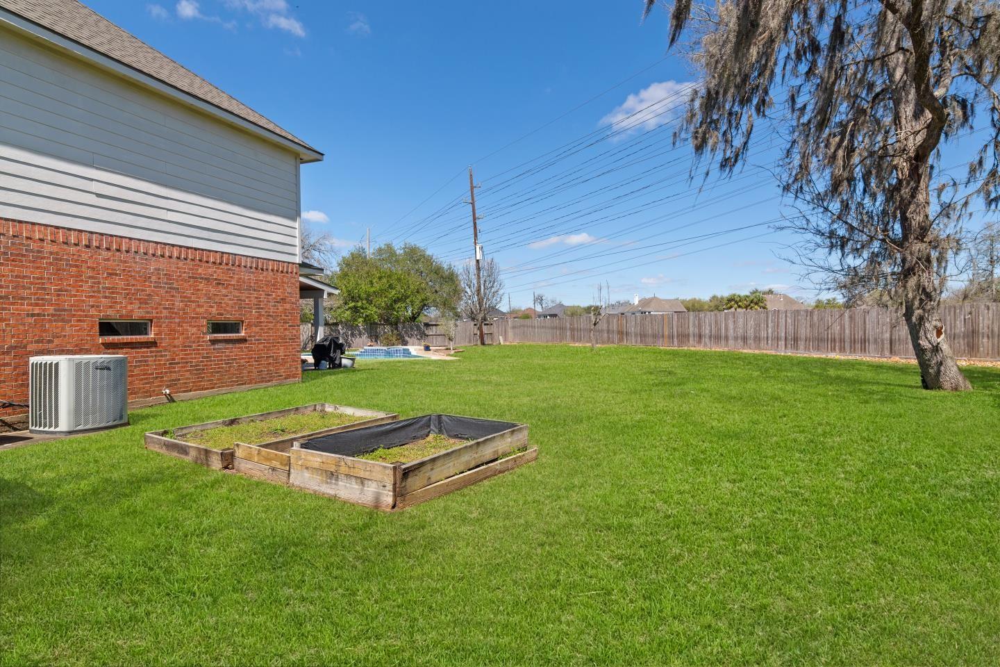 1519 Hidden Terrace Drive