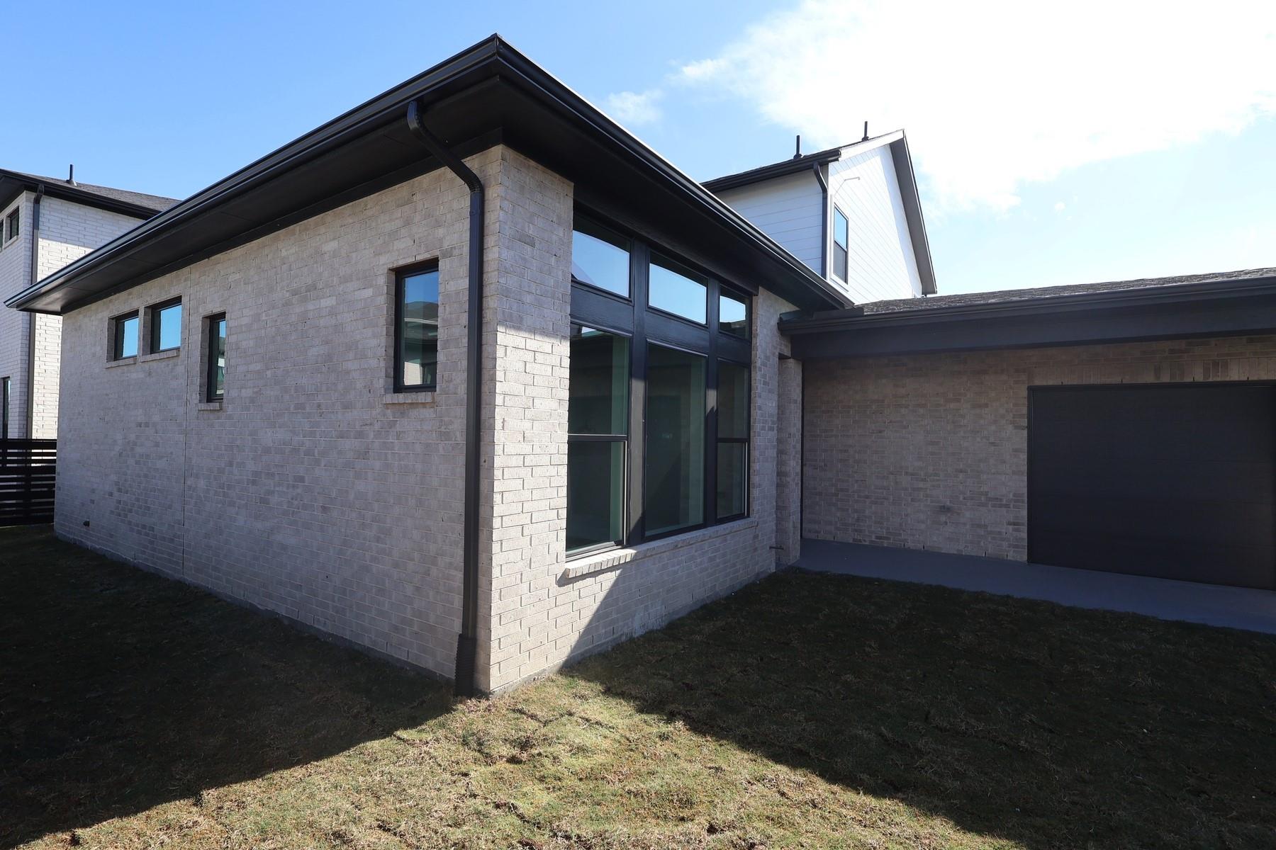 19810 Moonflower Meadow Street