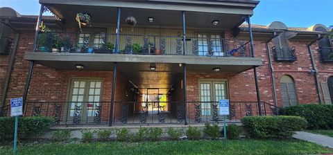 Photo of 11550 Chimney Rock Road #205, Houston, TX 77035 (MLS # 66979083)