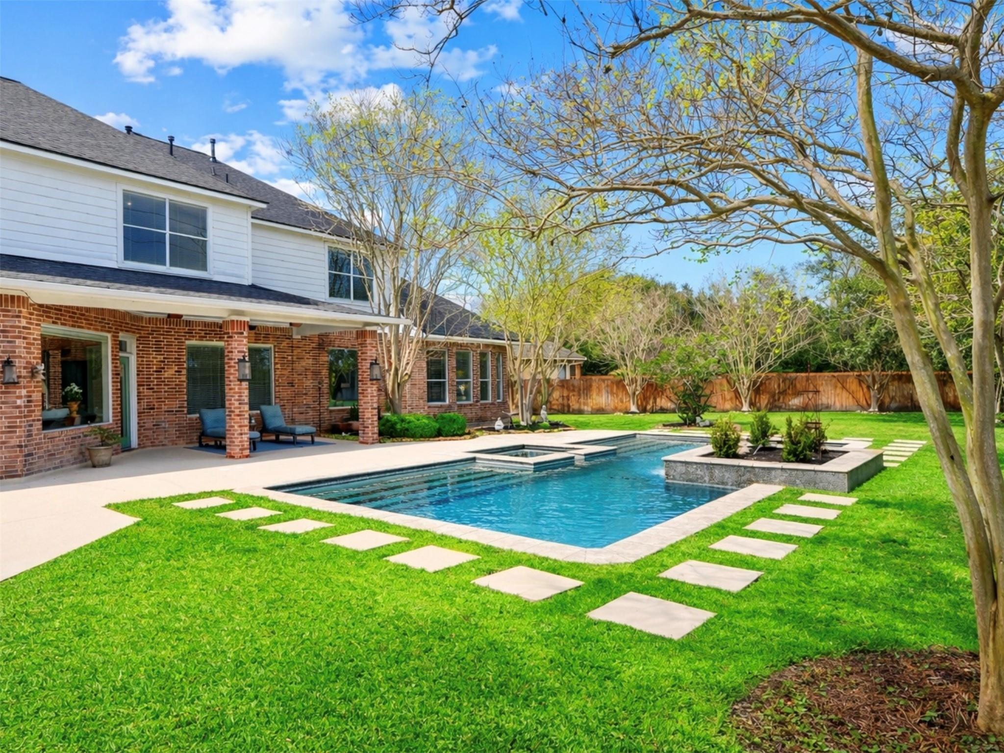 15203 Gentle Breeze Court