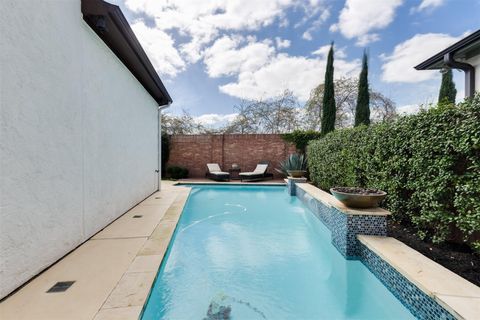Photo of 1826 Jade Hollow Lane, Houston, TX 77077 (MLS # 73386844)