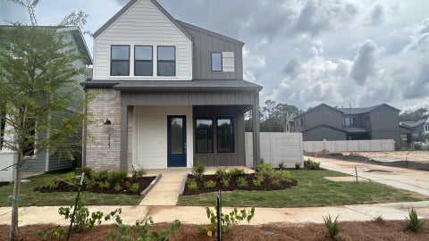 Townhouse For Sale - 7923 Broken Spoke Drive<br/> Montgomery, TX 77316