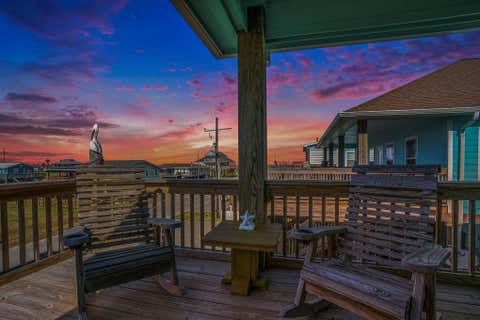 Photo of 960 B Palmetto Drive, Crystal Beach, TX 77650 (MLS # 92644801)