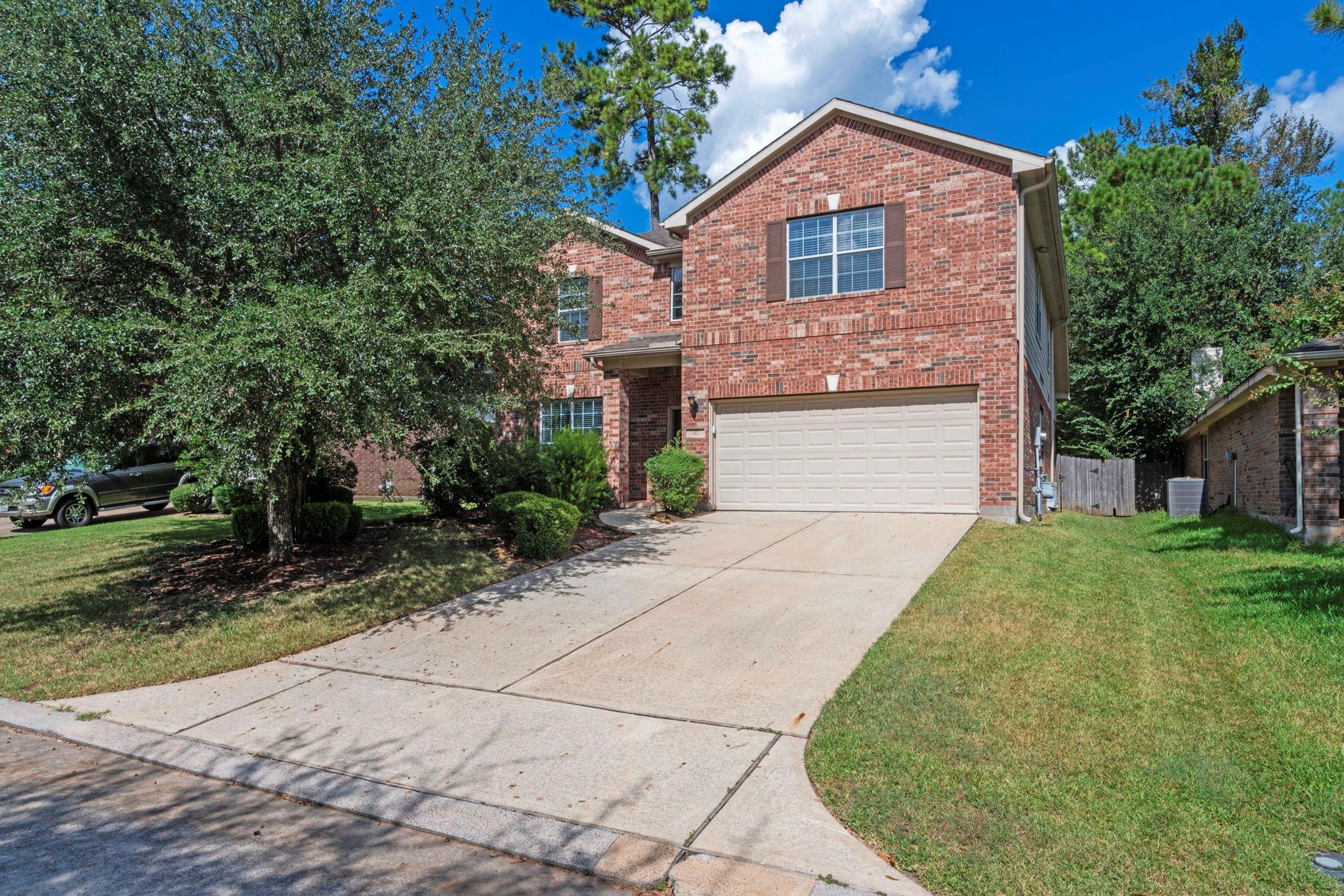 42 Ebony Oaks Place