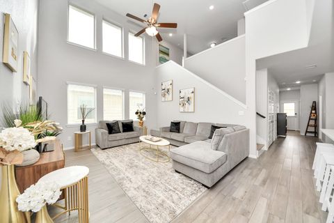 Tiny photo for 5324 Cj Walker Lane, Houston, TX 77048 (MLS # 12581144)