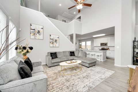 Tiny photo for 5324 Cj Walker Lane, Houston, TX 77048 (MLS # 12581144)
